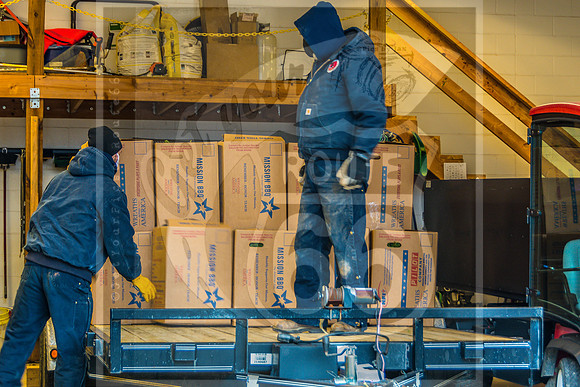 Wreaths Across America Delivery 2020-5330.jpg