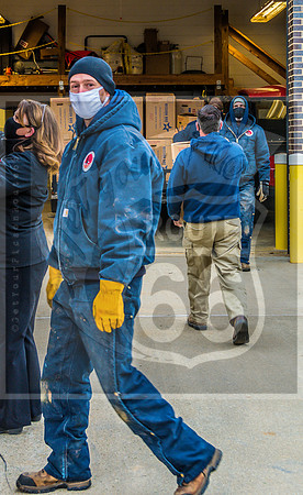 Wreaths Across America Delivery 2020-5355.jpg
