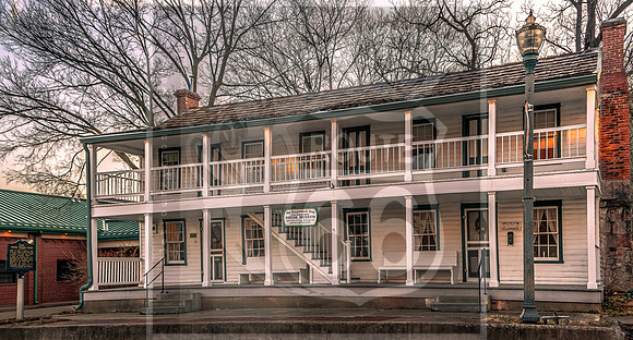 Old Stage Coach Stop at Dawn in Waynesville MO.jpg