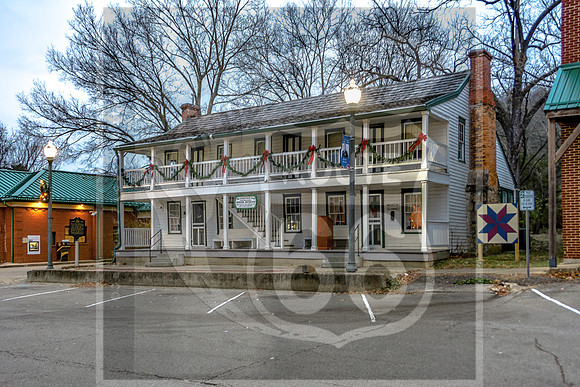 Waynesville Christmas Season (c)2016PicsbyJax #waynesvillemo #christmas #traditions #getyourpicsonroute66 #picsbyjax -3648-2_Proxy.jpg