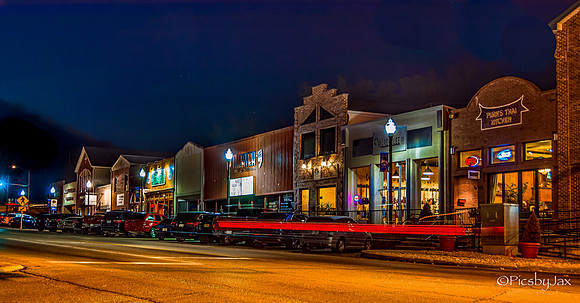 Waynesville night long exposure.jpg