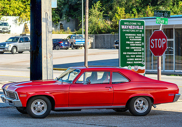 Waynesville Signage Classic Car2512.jpg