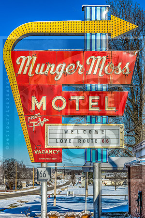 Munger Moss Sign in Winter Lebanon, MO getyourpicsonroute66 picsbyjax - JAX_0412.jpg
