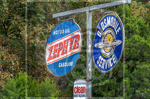 Bob's Gasoline Alley ©2016PicsbyJax-0002.jpg