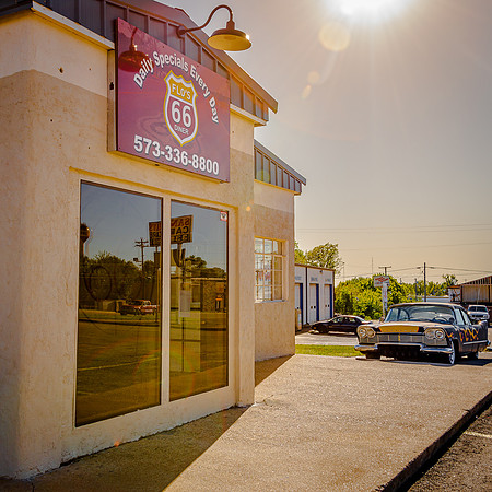 St Robert_Flo's Diner_JAX_8965.jpg