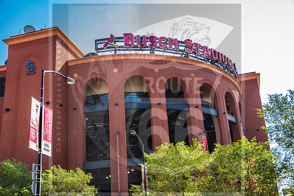 STL Cardinals v Cinncinati Reds @ Busch Stadium in Saint Louis, Missouri (c)2017PicsbyJax #saintlouiscardinals #cardinals #myfirstgame #picsbyjax  MO(c)2017PicsbyJax #history #wrinksmarket #lebanonmo