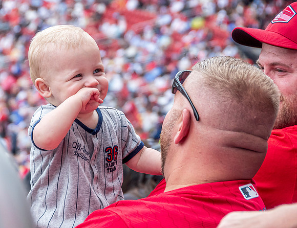 Cardinals v Dodgers 2025-8229