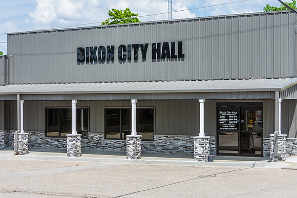 Dixon City Hall_PCN22-3451.jpg
