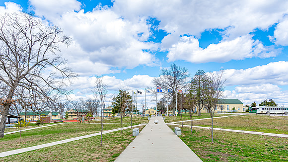 FLW Memorial Park-5495.jpg