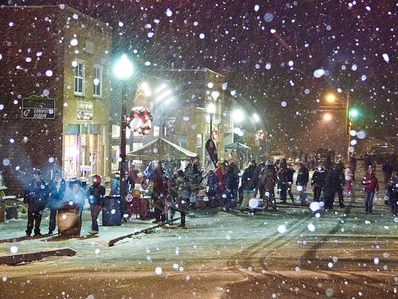 Christmas on the Square 2013-22
